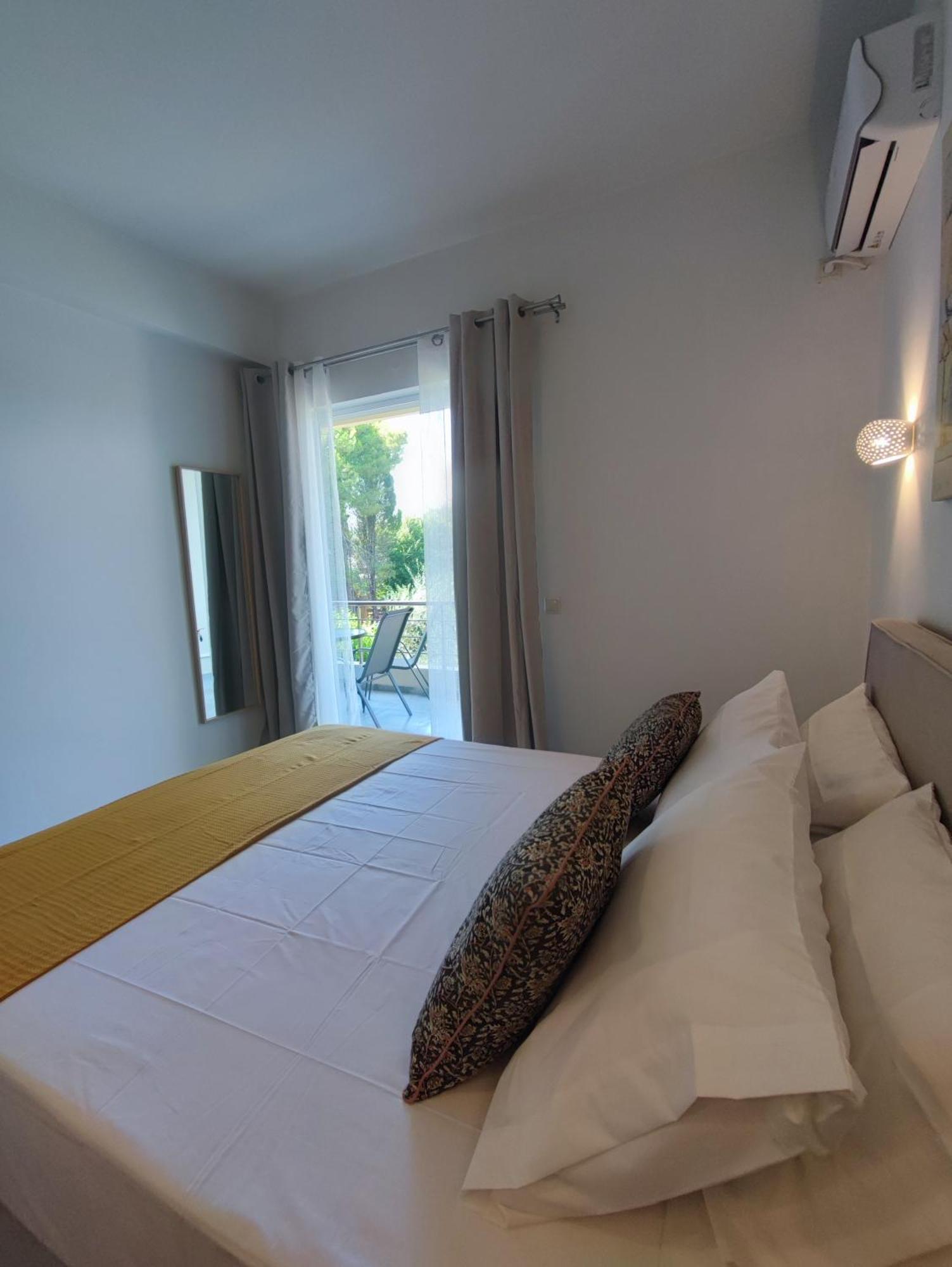 Coritos Holiday Apartments Kontokali Dış mekan fotoğraf
